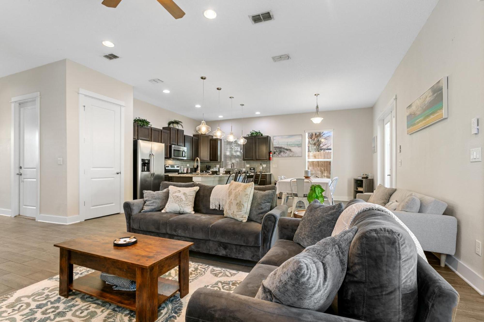 3 Minutes To Beach, 9 Minutes To Mayo Clinic, King Bed, Sleeps 8 Βίλα Jacksonville Beach Εξωτερικό φωτογραφία